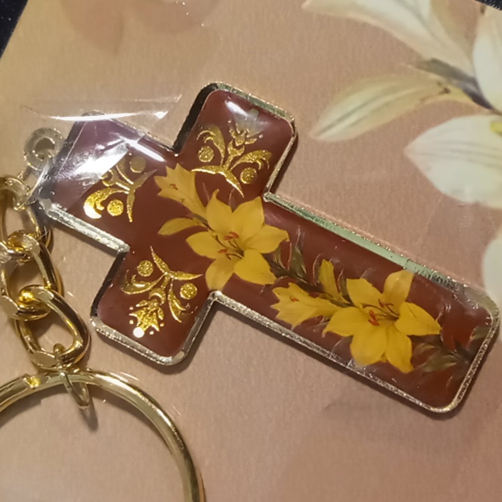 Christian cross St. Anthony key chain gold tone & floral pattern NWT